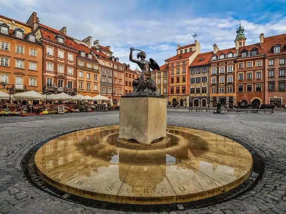 Apartament Papaya Warsaw Old Town - Vibrant Cultural Center 0*,  Polska